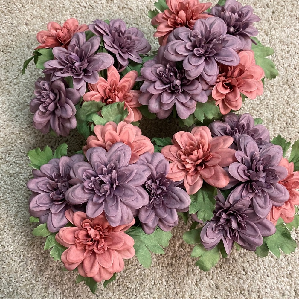 Potted artificial flowers
